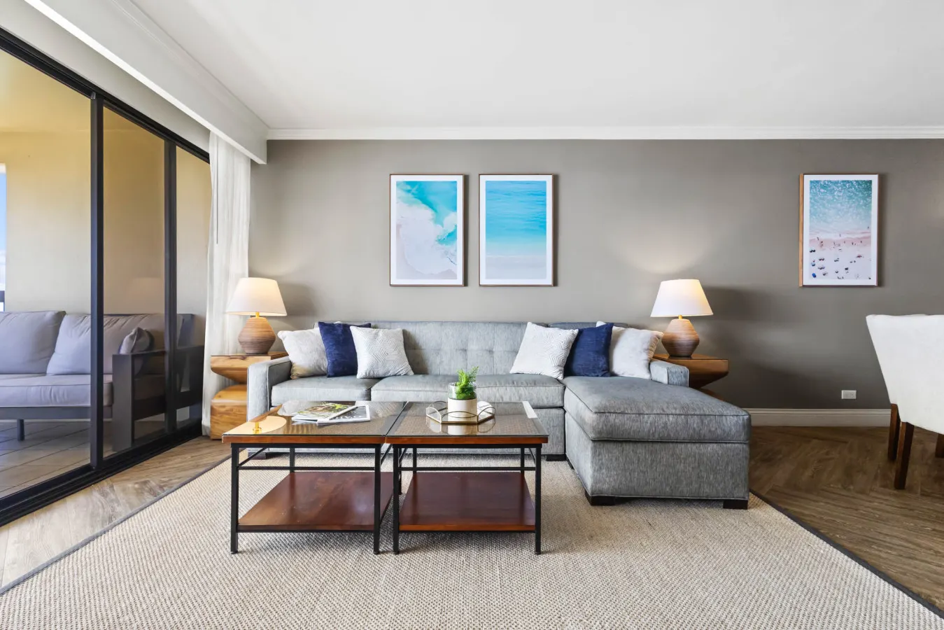 Luxury Oceanfront High Floor @ Waikiki Beach Tower — photo 5