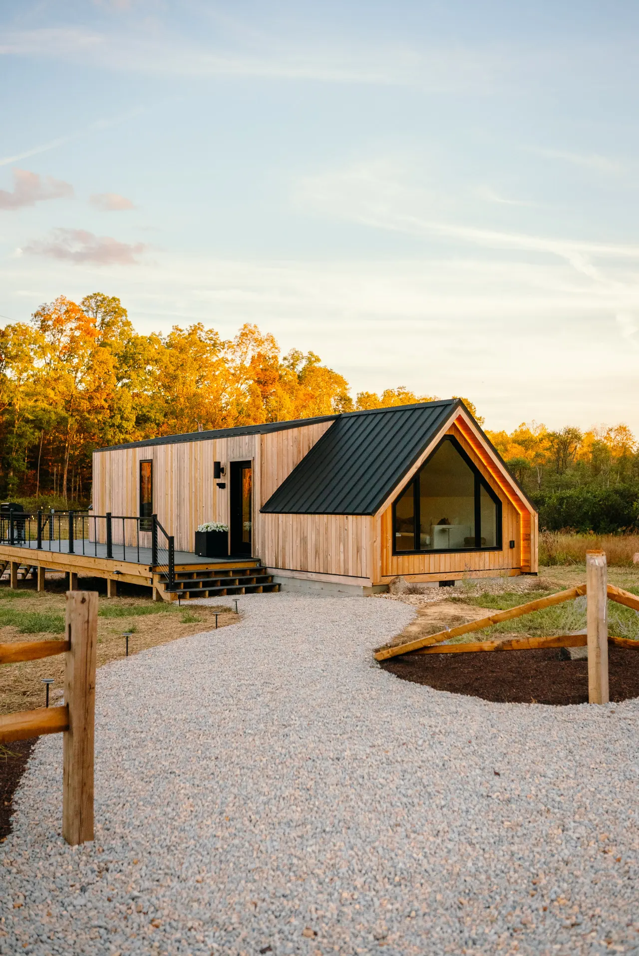 The Everwoods Timber Haus: Scandinavian Tiny Cabin in the Hocking Hills! 9