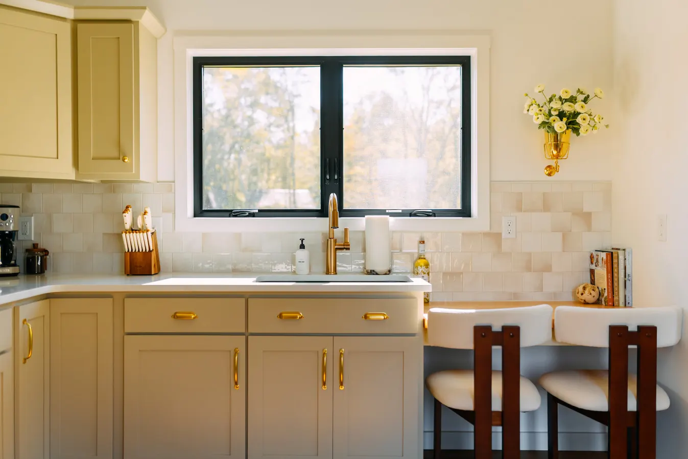 The Everwoods Timber Haus: Scandinavian Tiny Cabin in the Hocking Hills! — photo 3