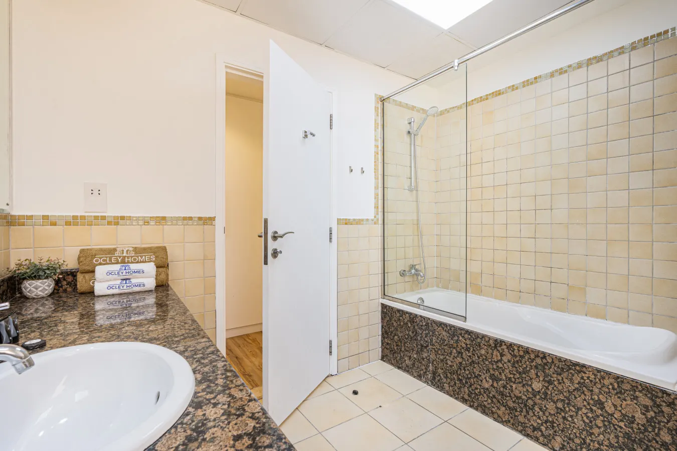 Central JBR Home Steps away from the Beach 14