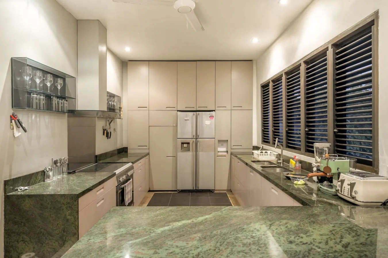 Town House Seminyak 16