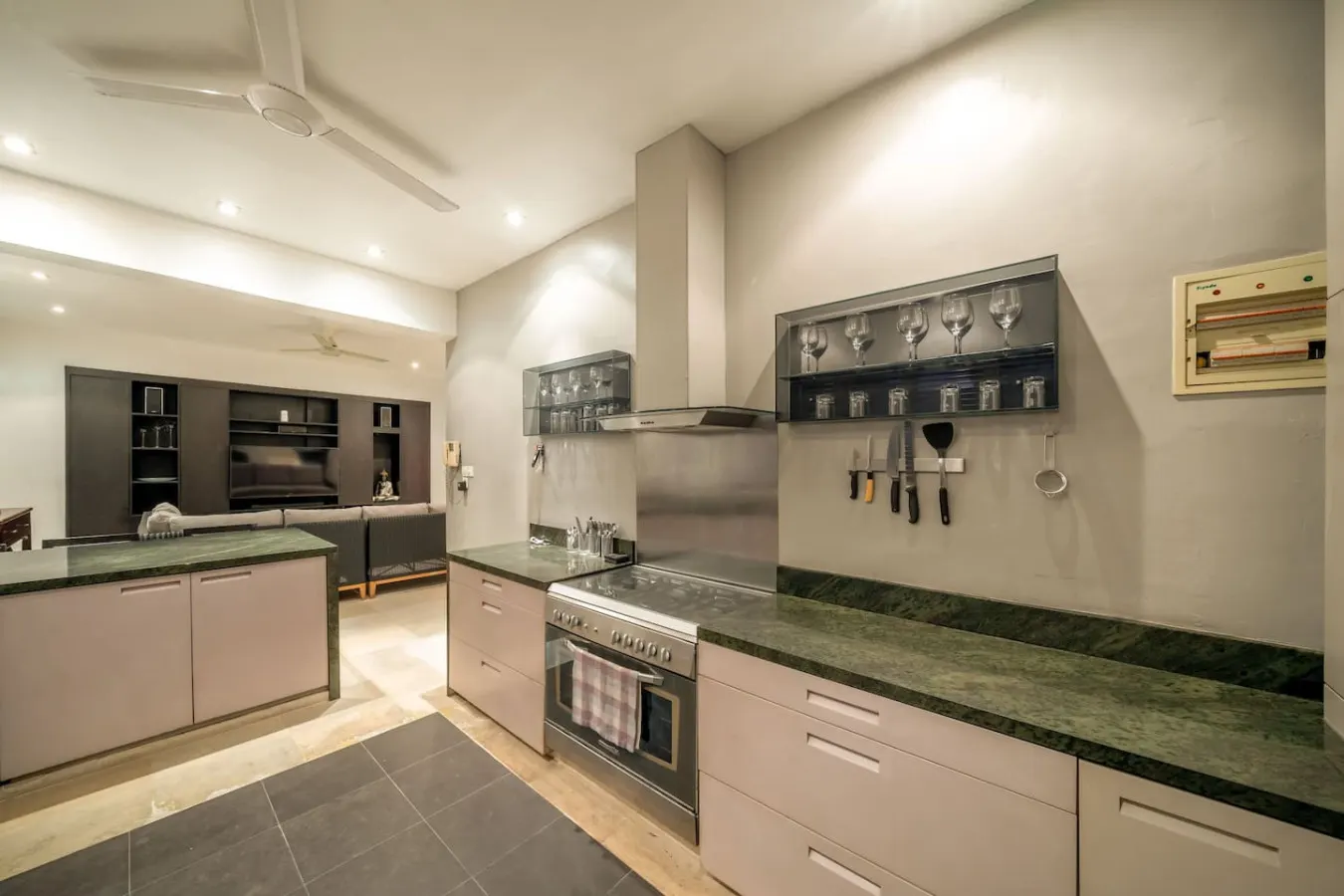 Town House Seminyak 18