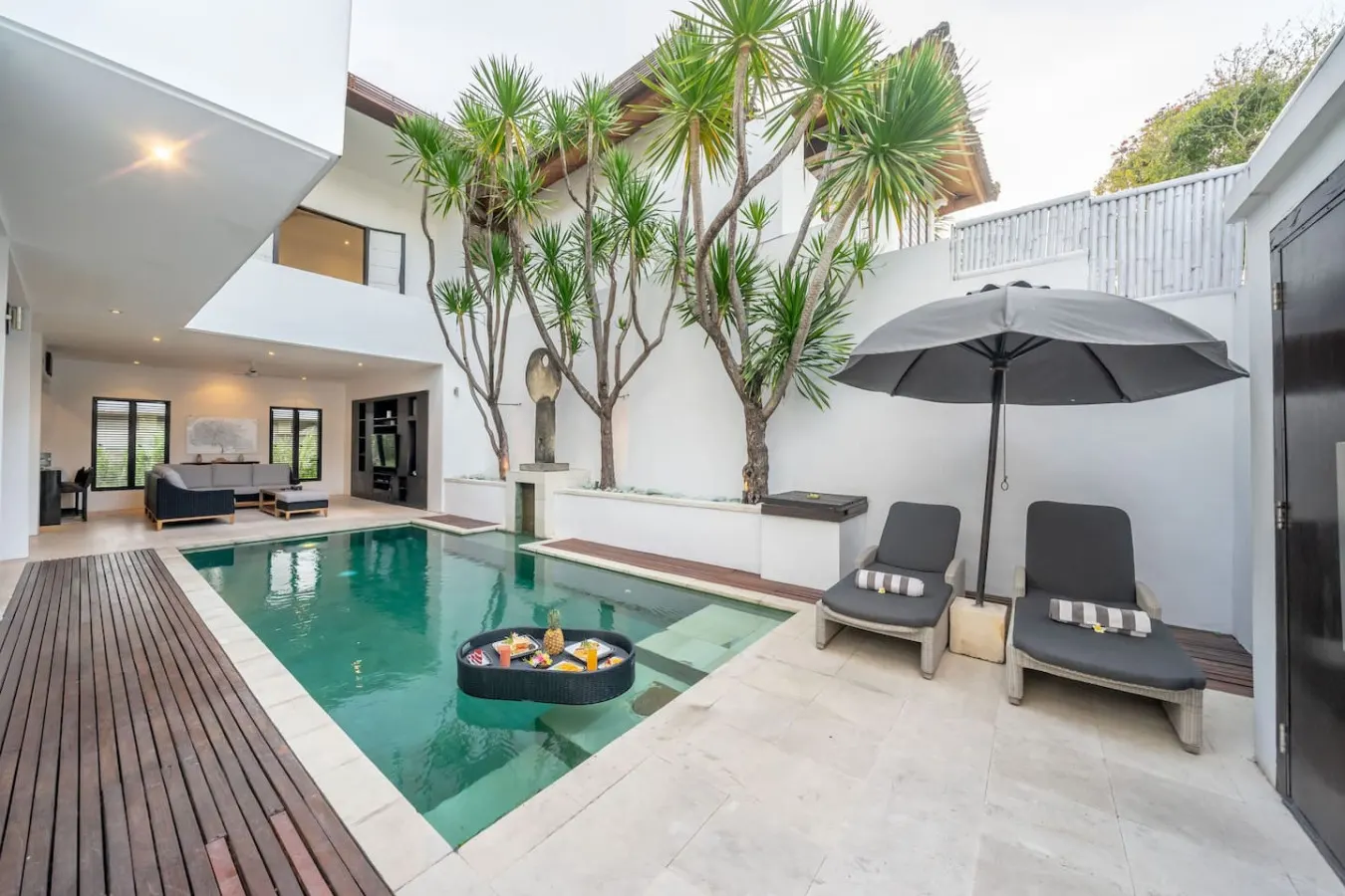 Town House Seminyak 20
