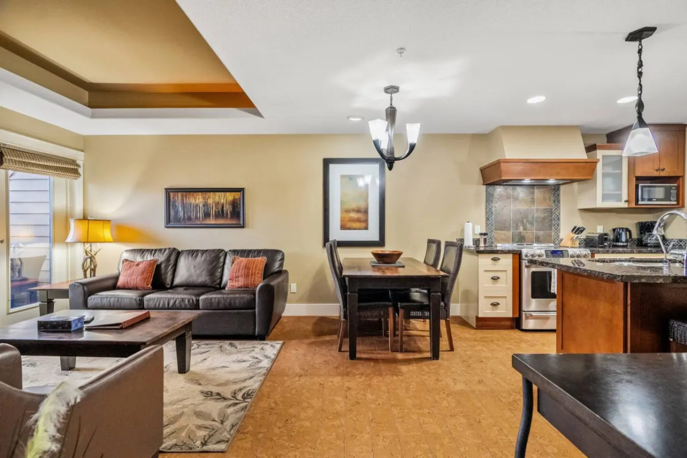 Solara Resort Suite: Hot Tub & Free Park Pass 11