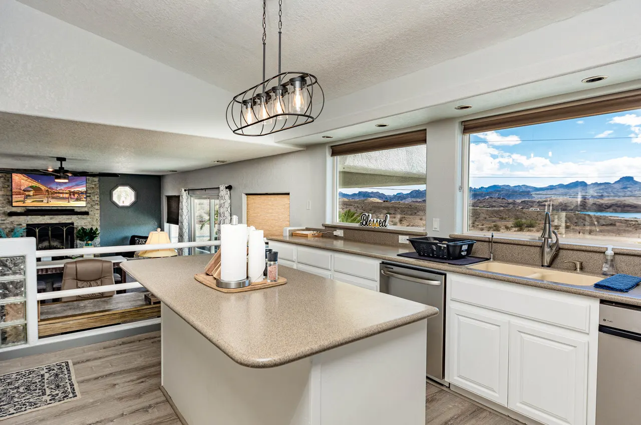 Havasu Bryce - Lake View, Pool, Spa, Game Room 12