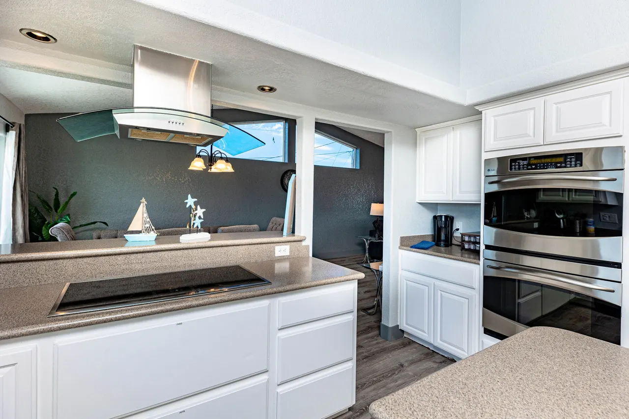 Havasu Bryce - Lake View, Pool, Spa, Game Room 14