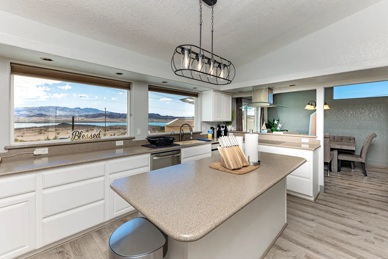 Havasu Bryce - Lake View, Pool, Spa, Game Room 15
