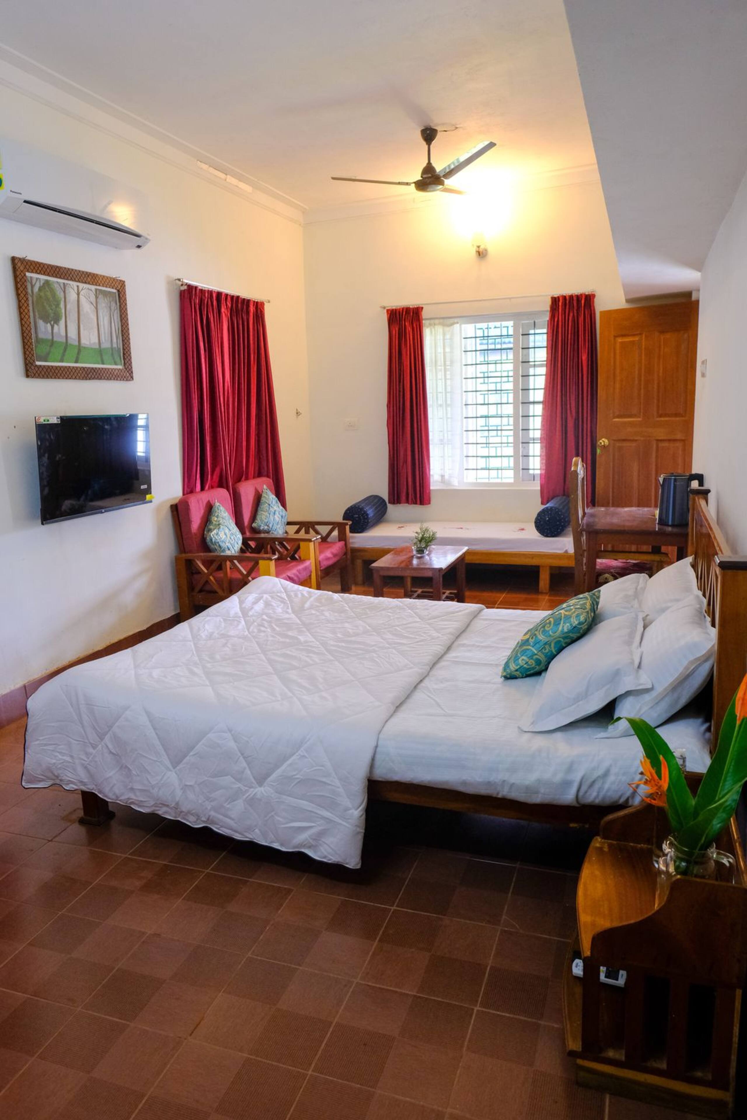 Aquarius Cottage 5