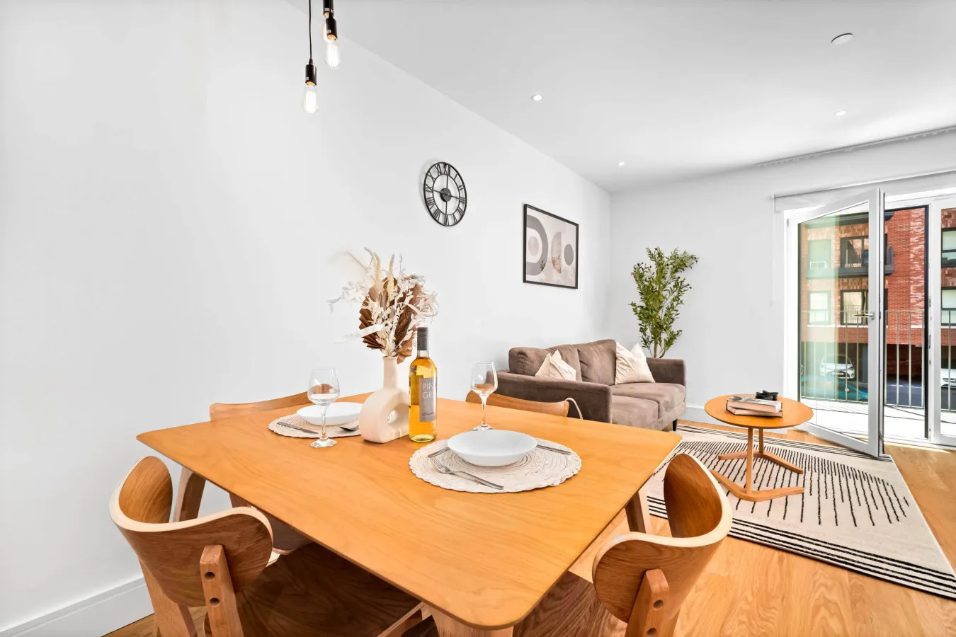 Modern Apartment - Balcony - Fast WiFi - Netflix — photo 4