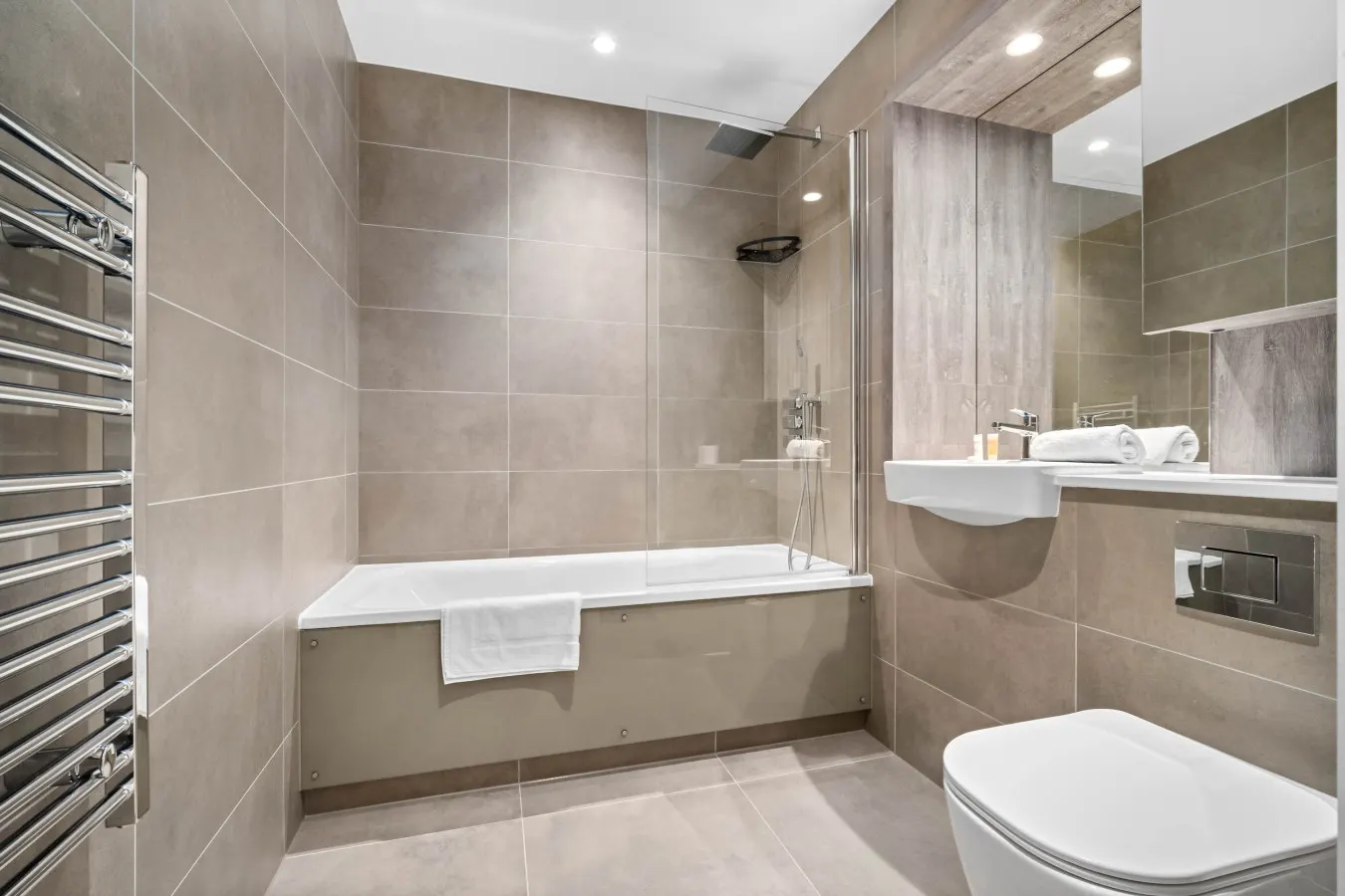 Modern Apartment - Balcony - Fast WiFi - Netflix 8