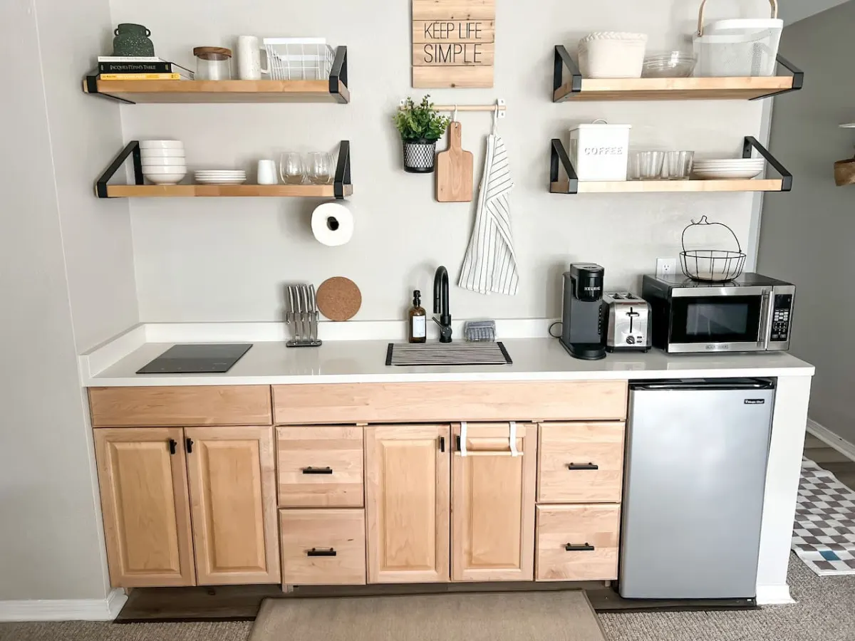 Beautiful Studio & Kitchenette — photo 3