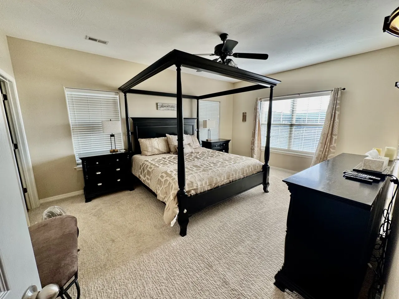 Luxury Condo With Boat Slip 3 minutes to SDC 12