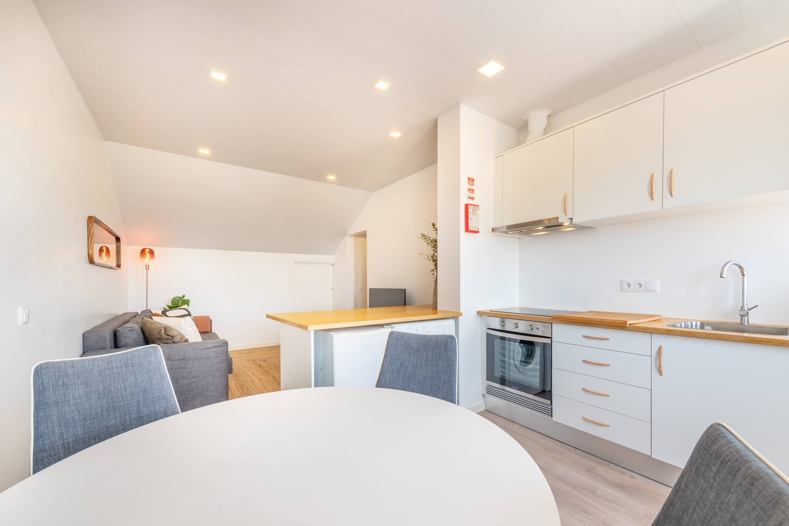 Belém Apt with Panoramic Rooftop 13