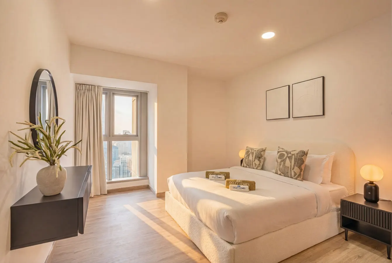 Central Spacious Marina Home on the 64th Floor — photo 3