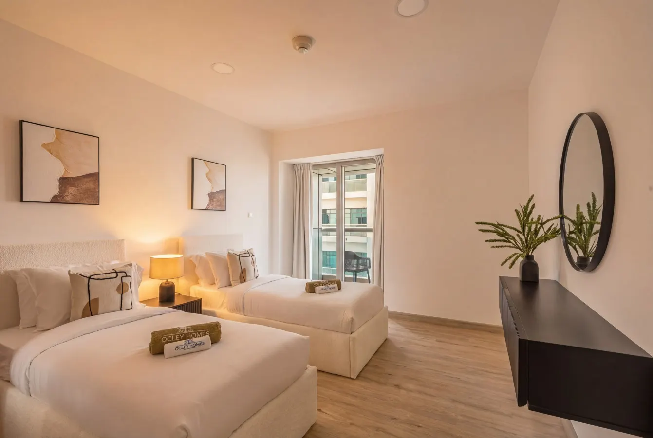 Central Spacious Marina Home on the 64th Floor — photo 4