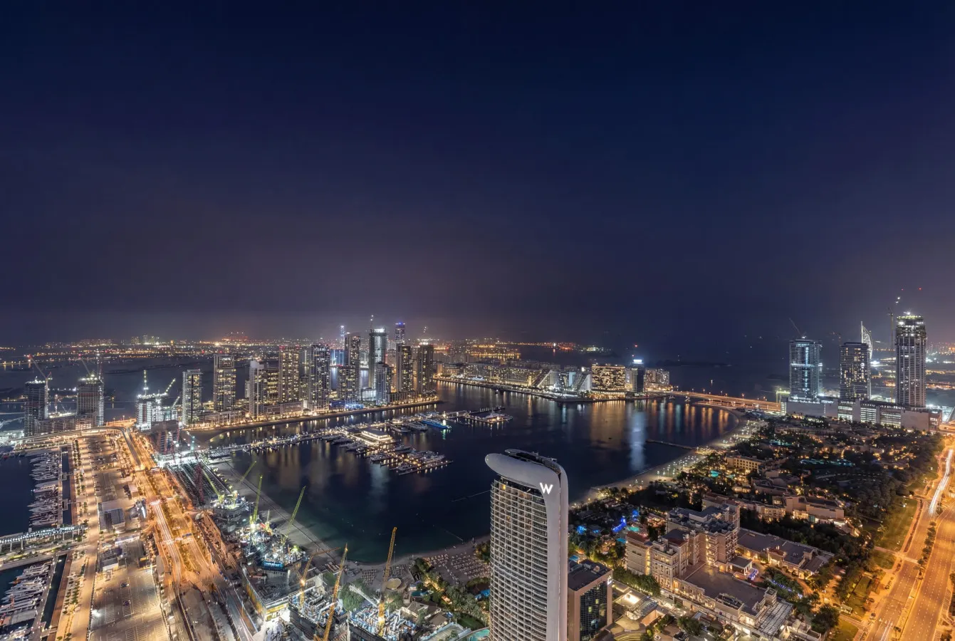 Central Spacious Marina Home on the 64th Floor — photo 5