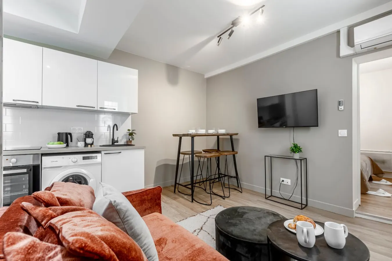 B32 République1BedRoomMaraisParis03AC 12