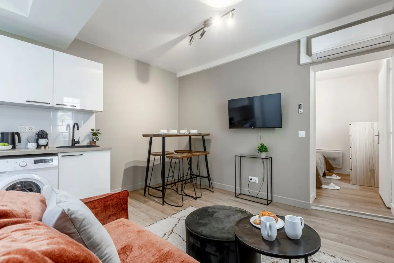 B32 République1BedRoomMaraisParis03AC 7
