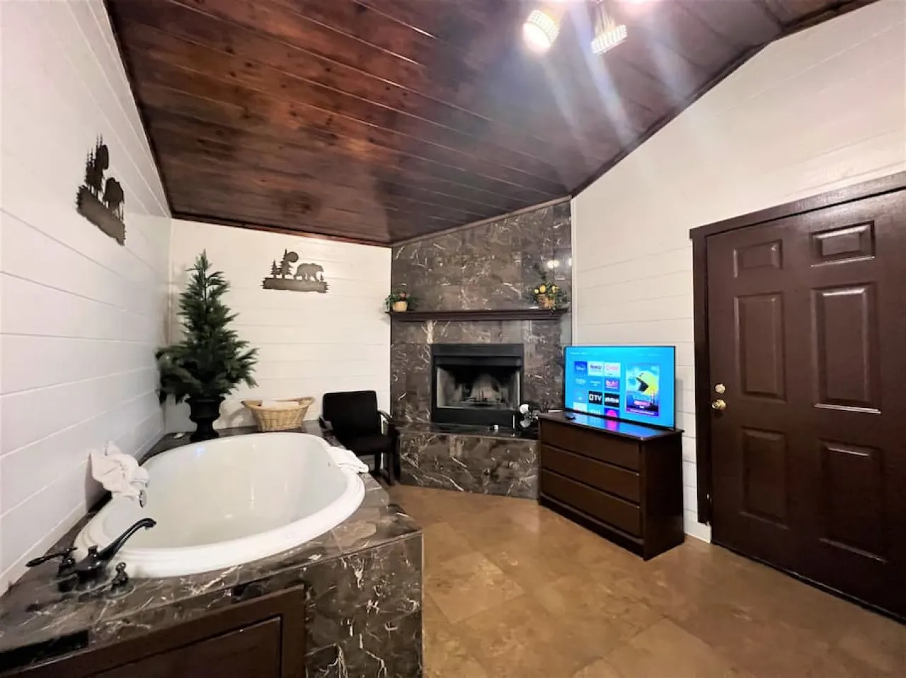 Cute Cabin W/ Hot Tub - Bear Manor #15