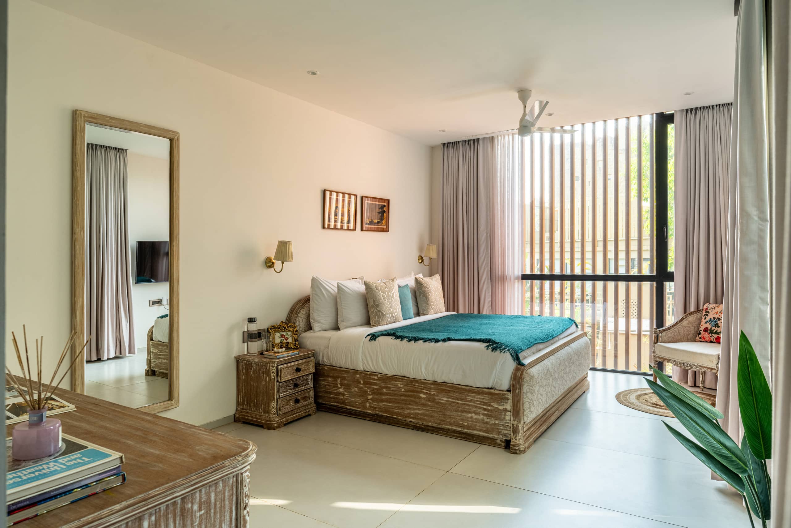 Lindsay Manor | Santo Sovrano | 4BHK | Heated Pool 27