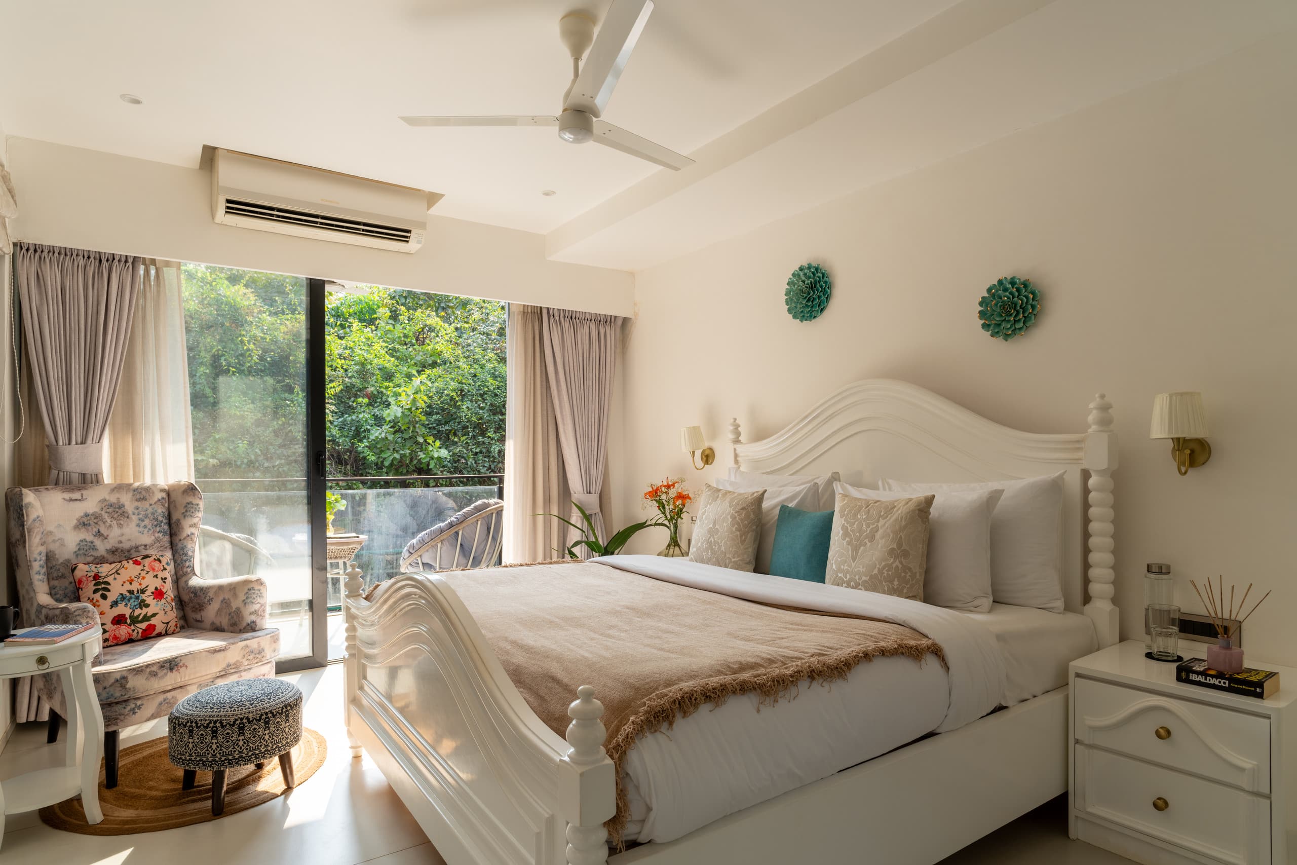 Lindsay Manor | Santo Sovrano | 4BHK | Heated Pool 30