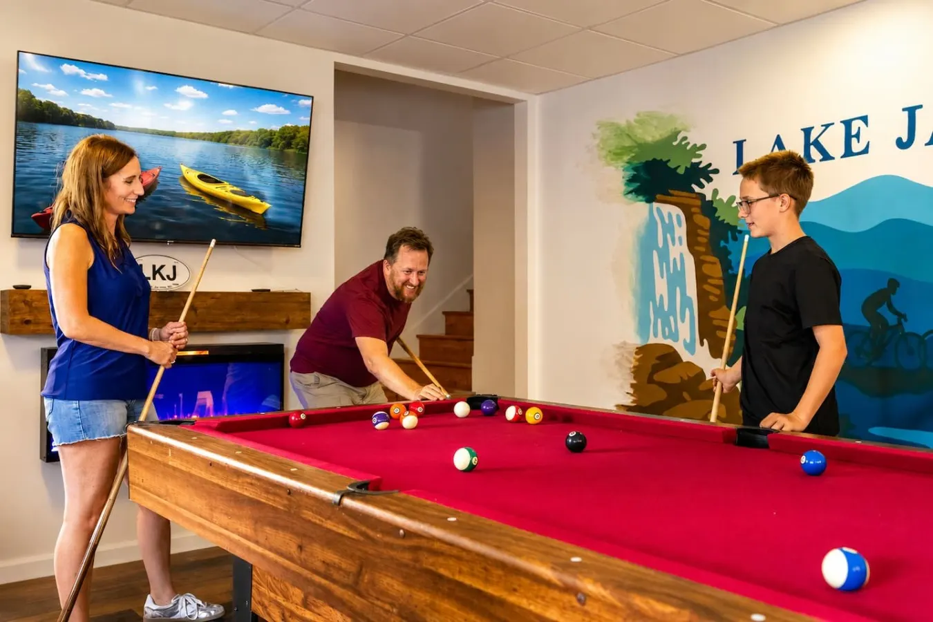 Lakefront | Game & Movie Room, Hot Tub, EV Charger — photo 4