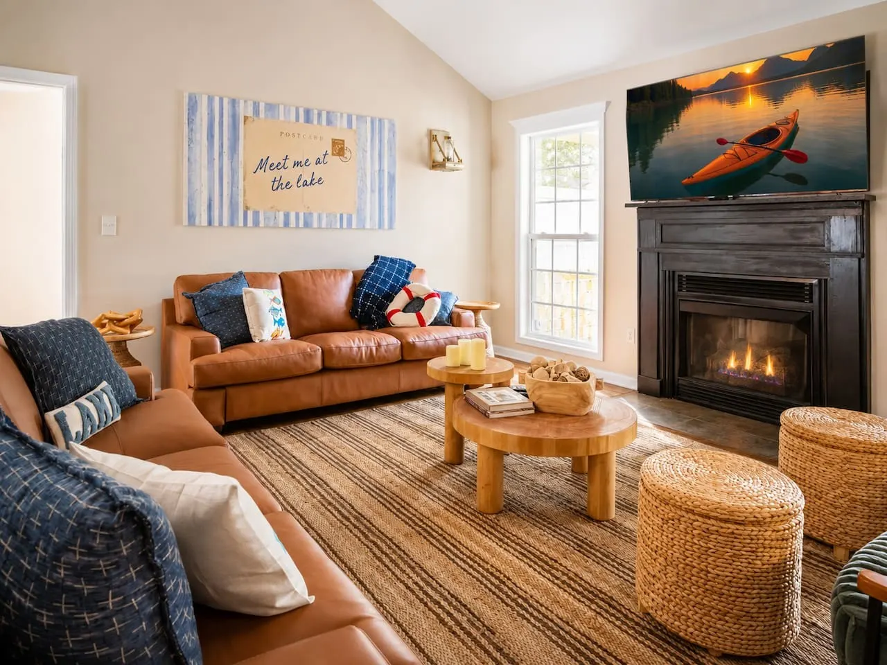 Lakefront | Game & Movie Room, Hot Tub, EV Charger — photo 5