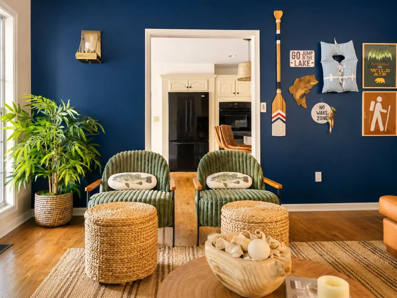 Lakefront Game & Movie Room, Hot Tub, EV Charger 6
