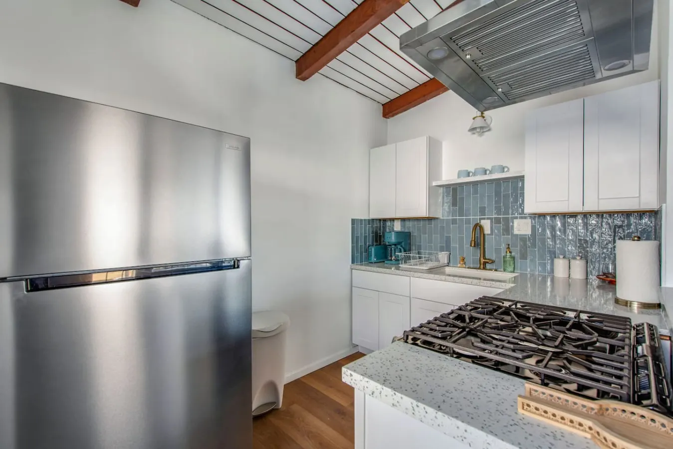 Manhattan Beach Finest Studio | 1.8Miles To Beach — photo 3