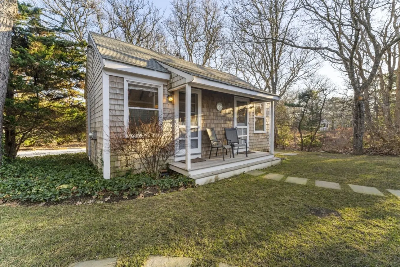 Waterfront Retreat w/ Guest Cottage & Sunsets 19