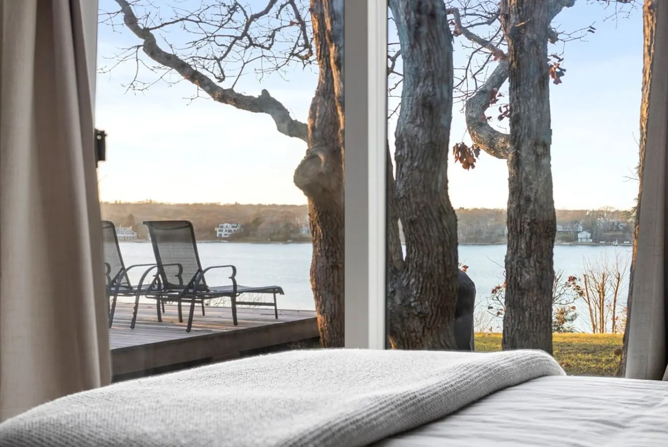 Waterfront Retreat w/ Guest Cottage & Sunsets — photo 3