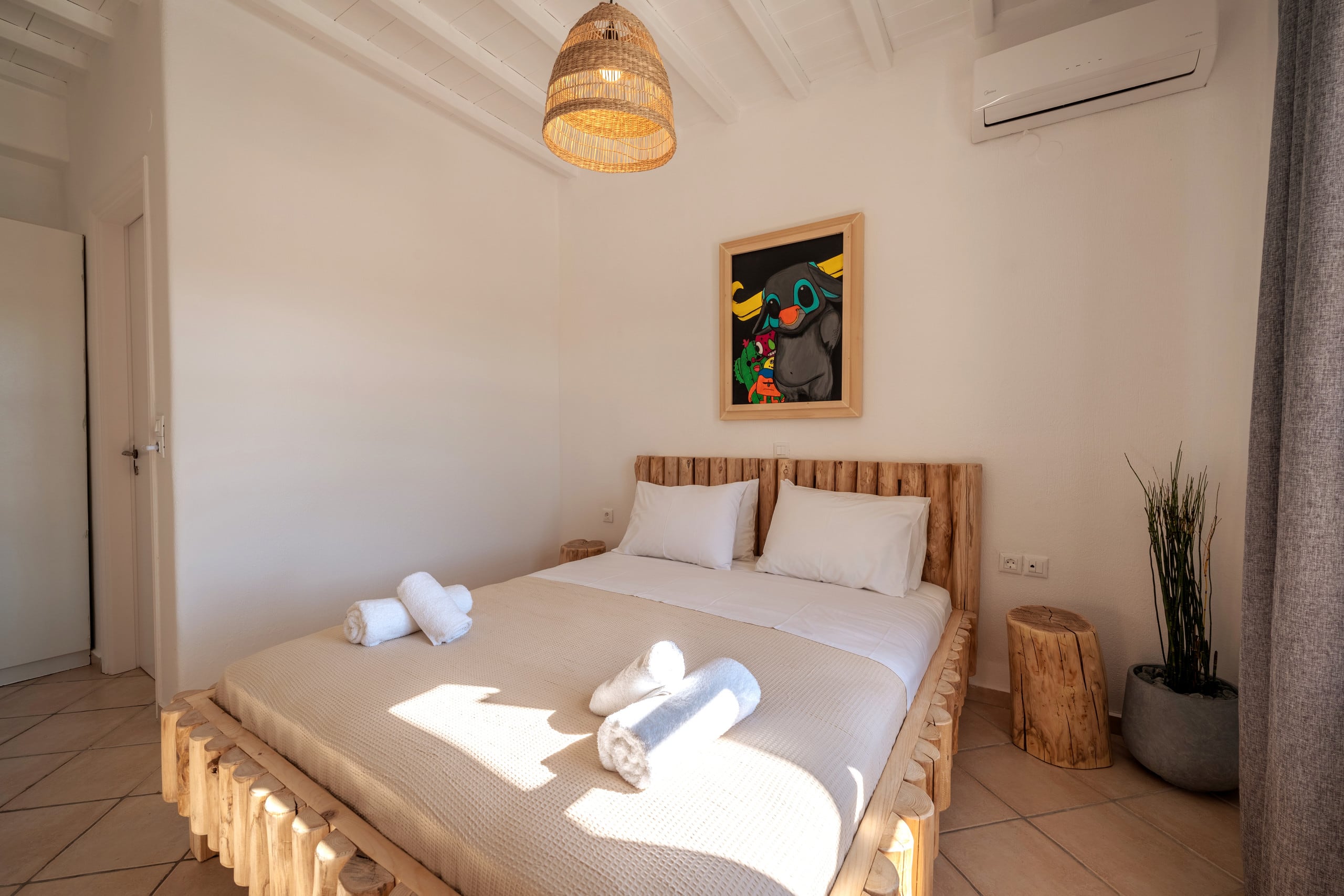 SeaWalk- 6Bed Villa- Pool- 200m to Ftelia beach 16