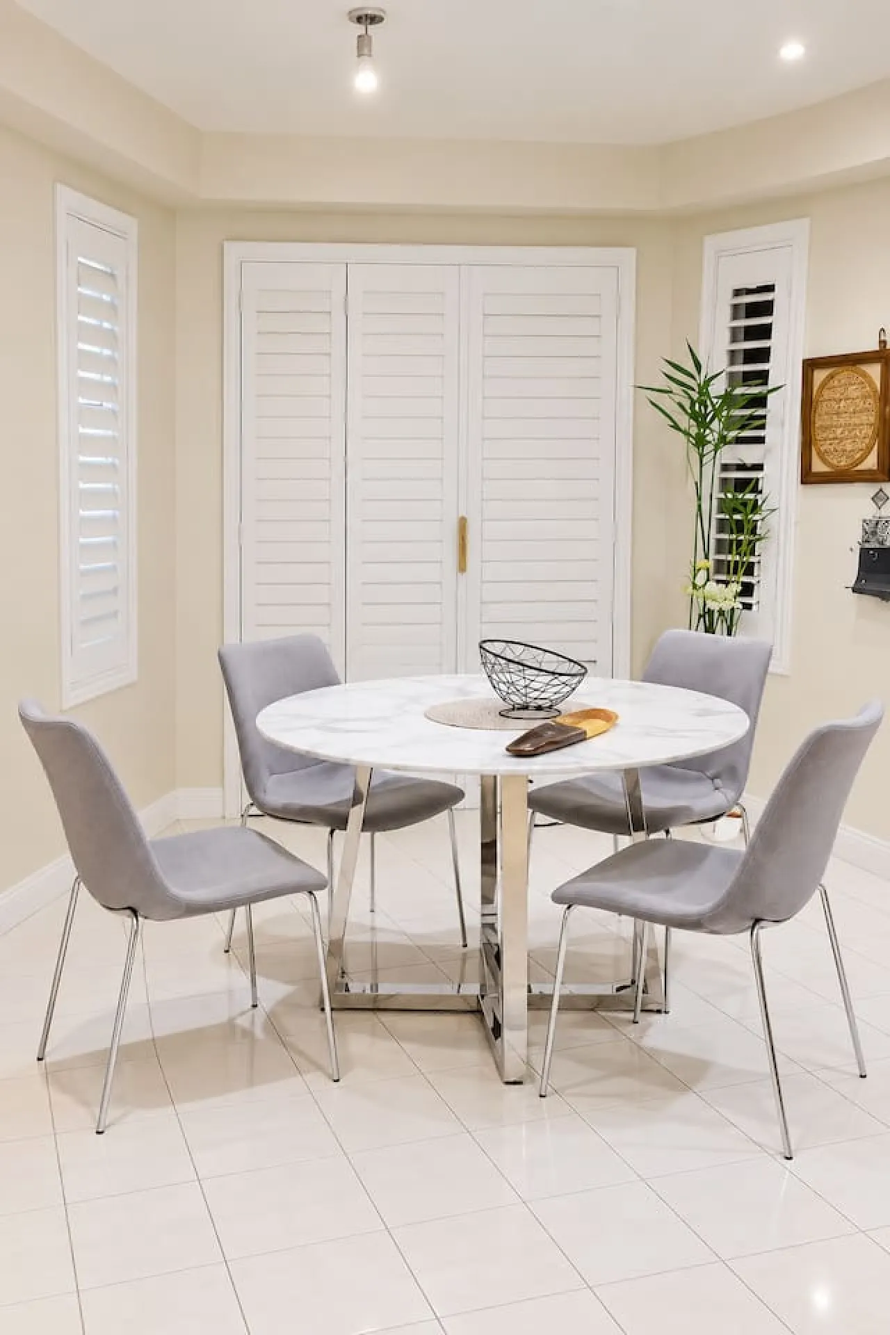 Spacious 4BR in Mississauga Sleeps 9 3 CarPark 19