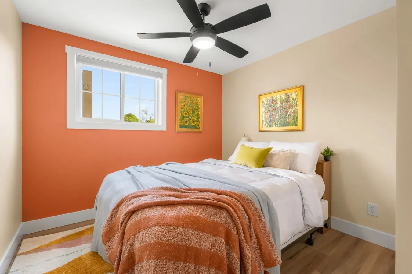 Mid-Century Gem: Walkable, Downtown Views, Private 6