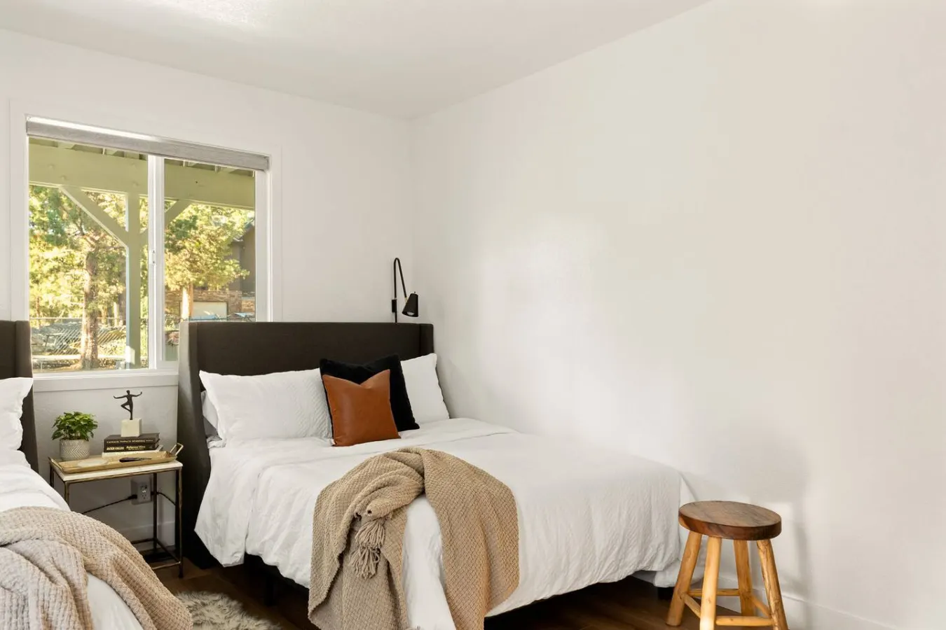 Mont Moderne, 5 Minutes to Ski Resorts & Hot Tub 19