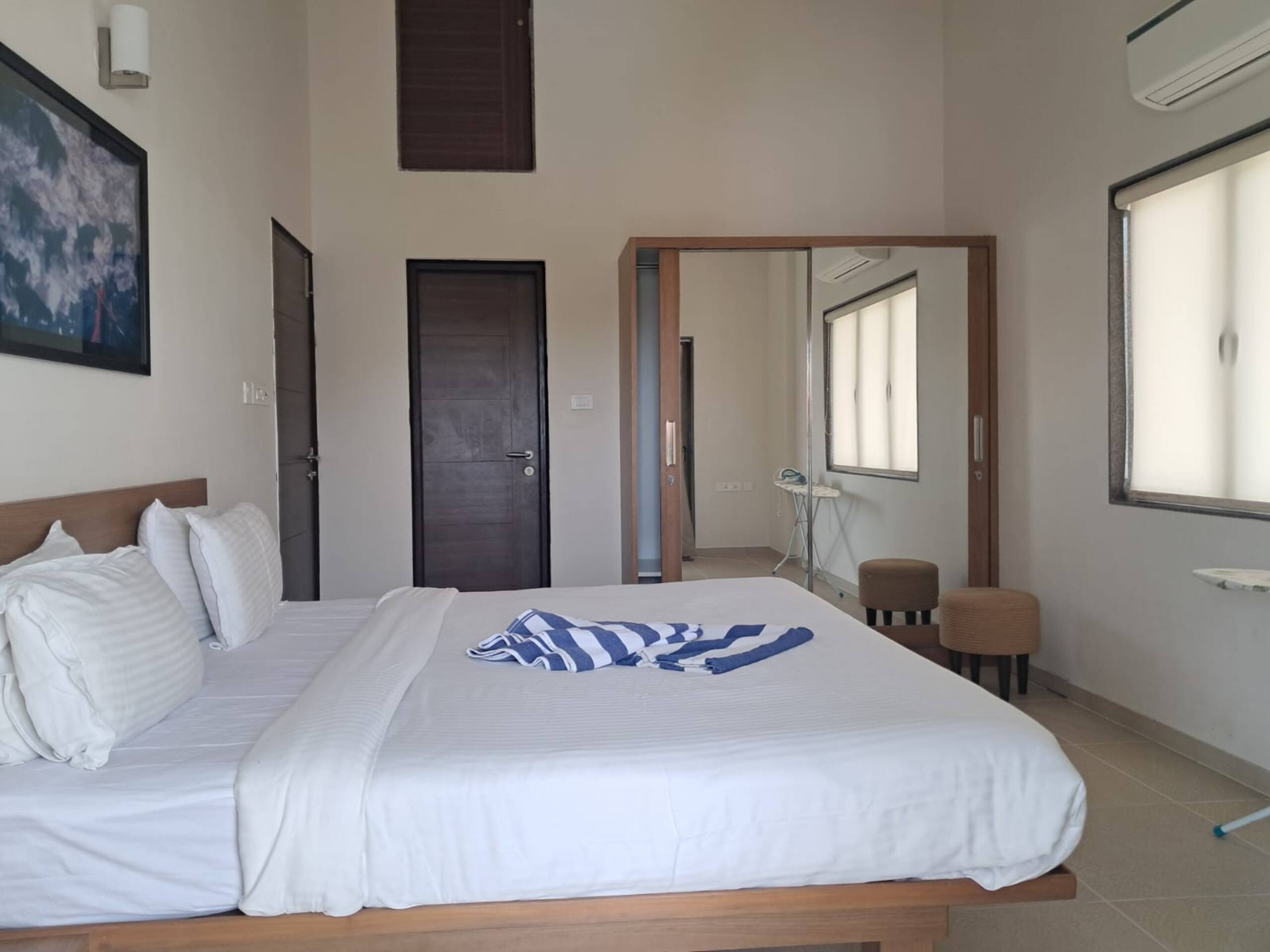 04-2bhk 2 Pools, Gym, EV Charging, Near Beach, Goa 6