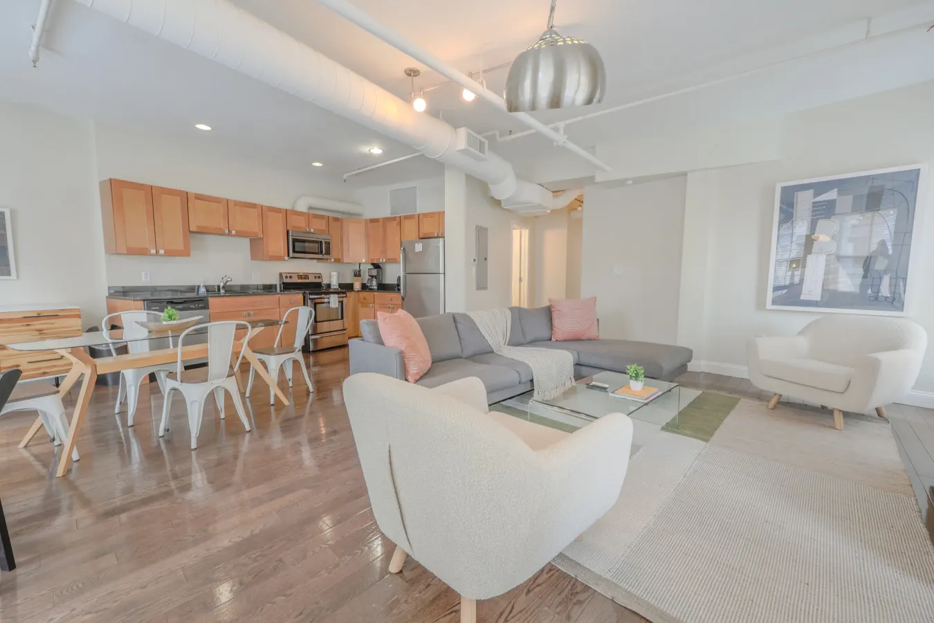 Bright and Bold 2BR | Minutes from the T! — photo 3