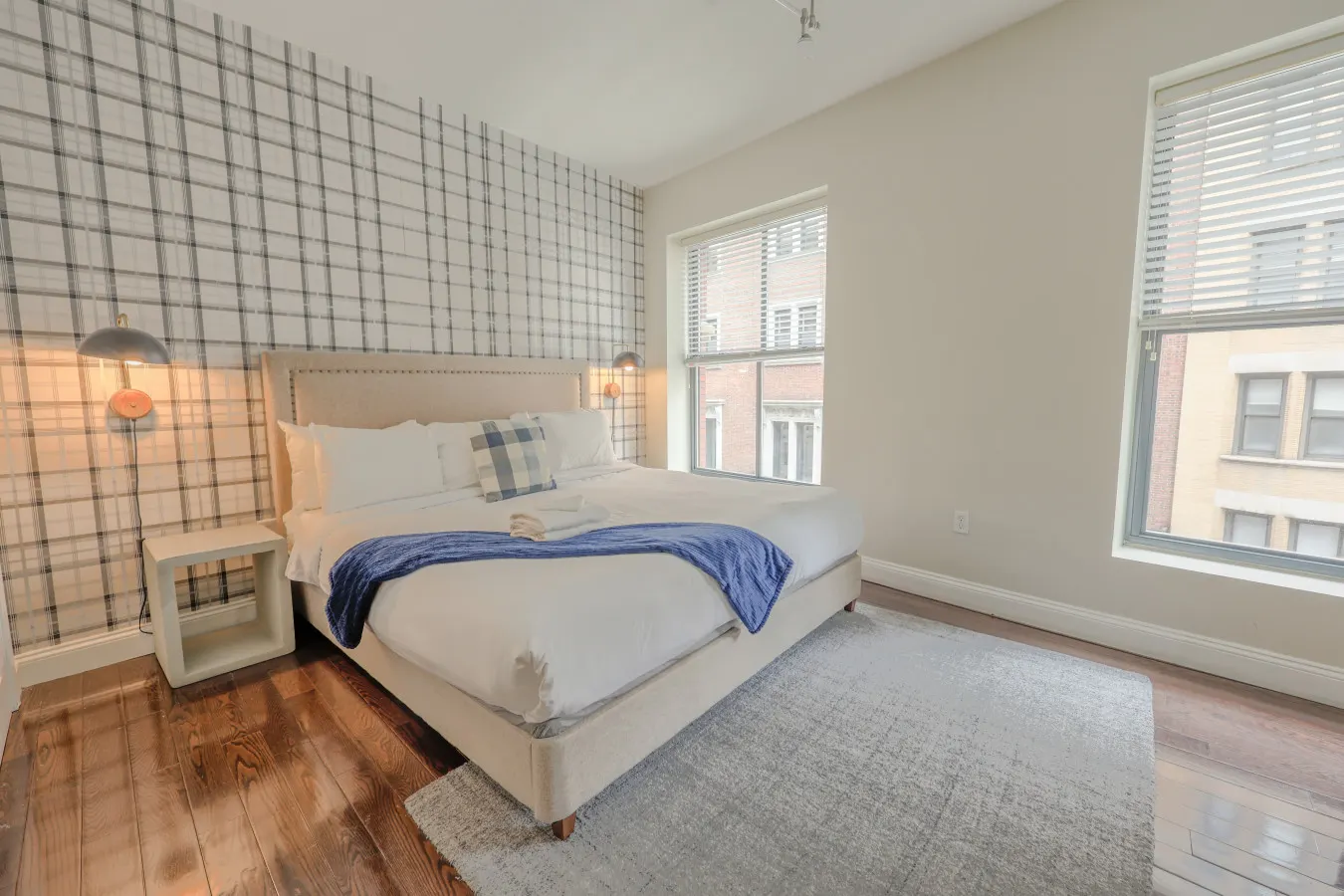 Bright and Bold 2BR Minutes from the T! 8