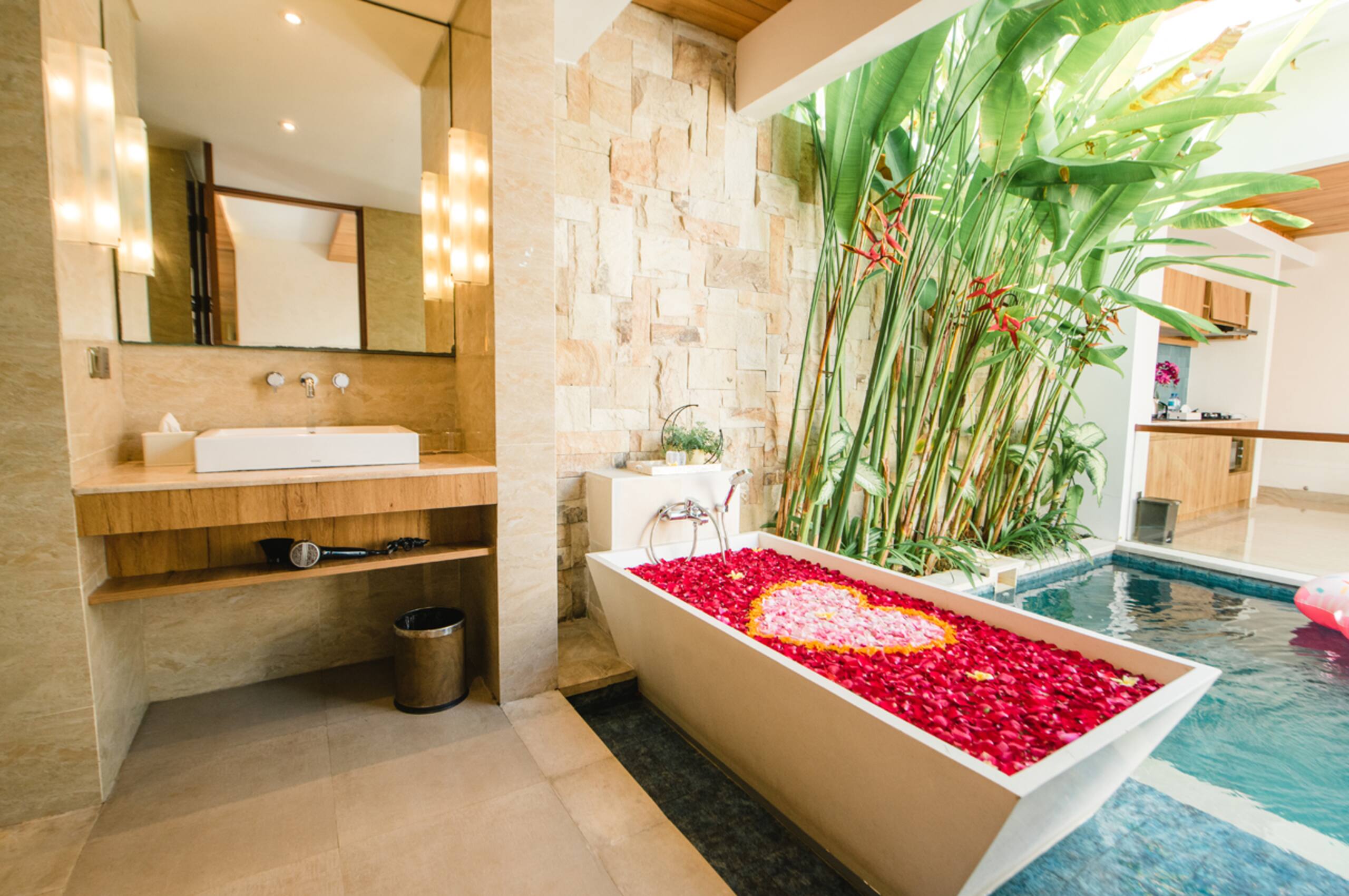 Luxury Villas in Sanur ( The Mavila ) — photo 3