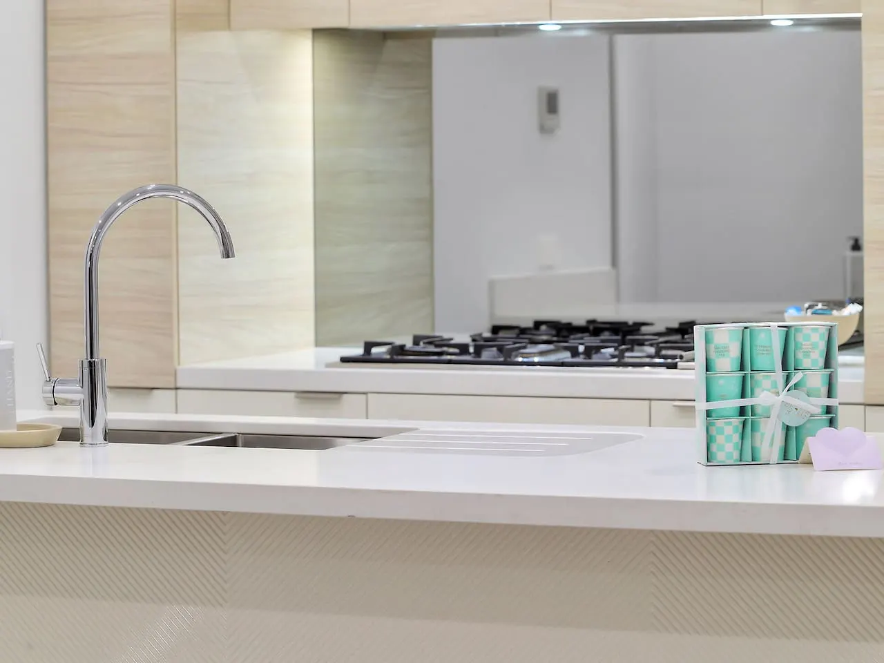 The Gold Coast View – 3BR, 2 Bath, Free Parking 17