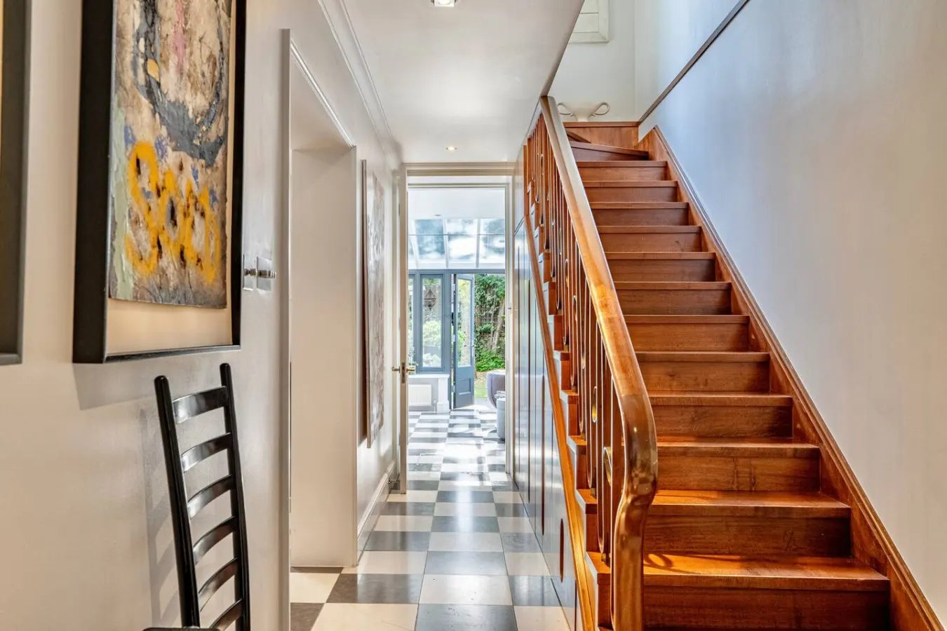 St John's Wood 4-Bed House Huge Garden & Grand Piano 17
