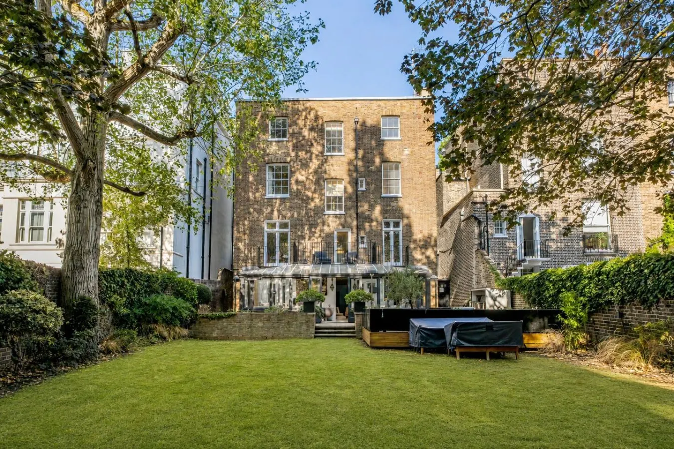 St John's Wood 4-Bed House | Huge Garden & Grand Piano — photo 3