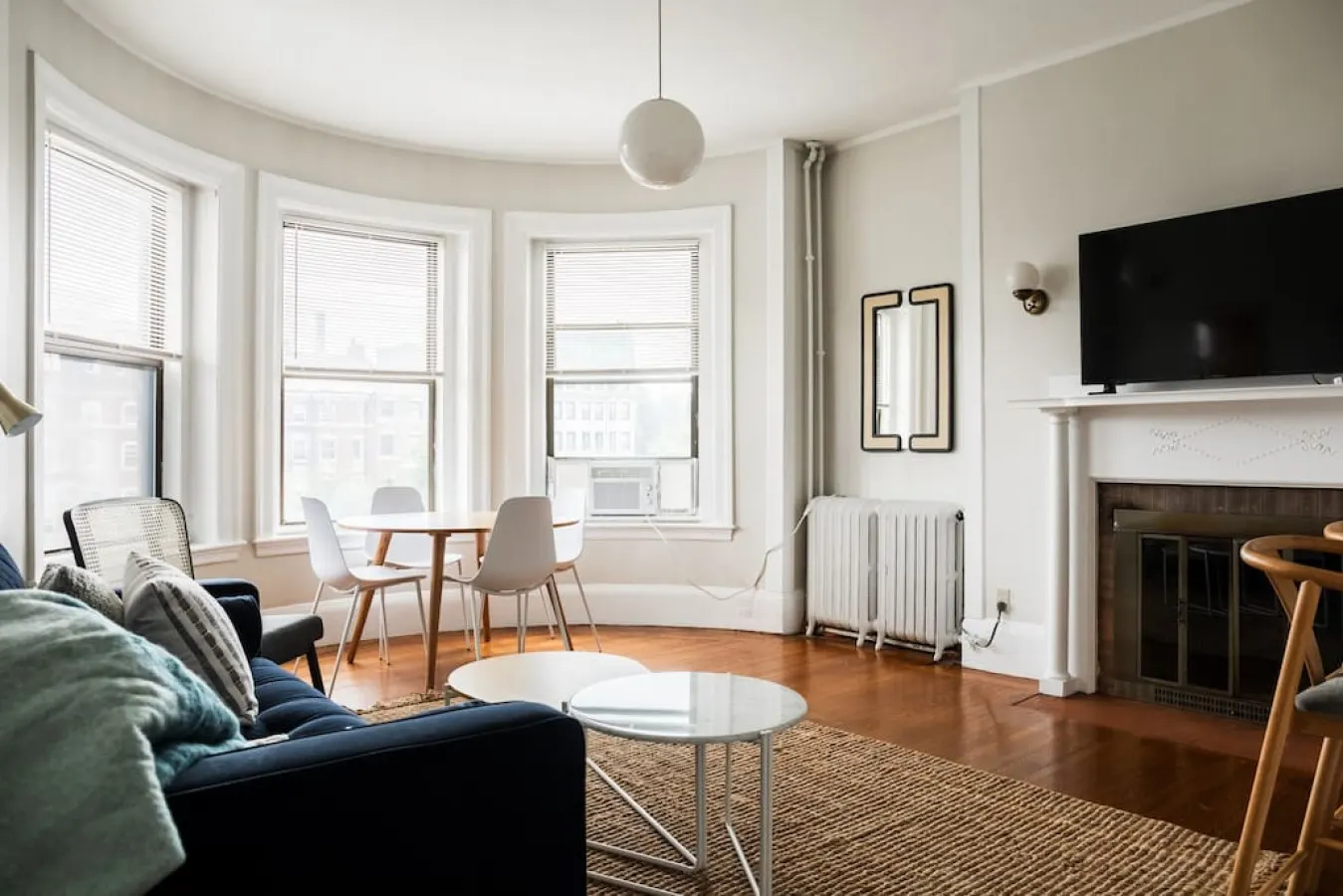 Chic Fenway 1b Perfect Location!