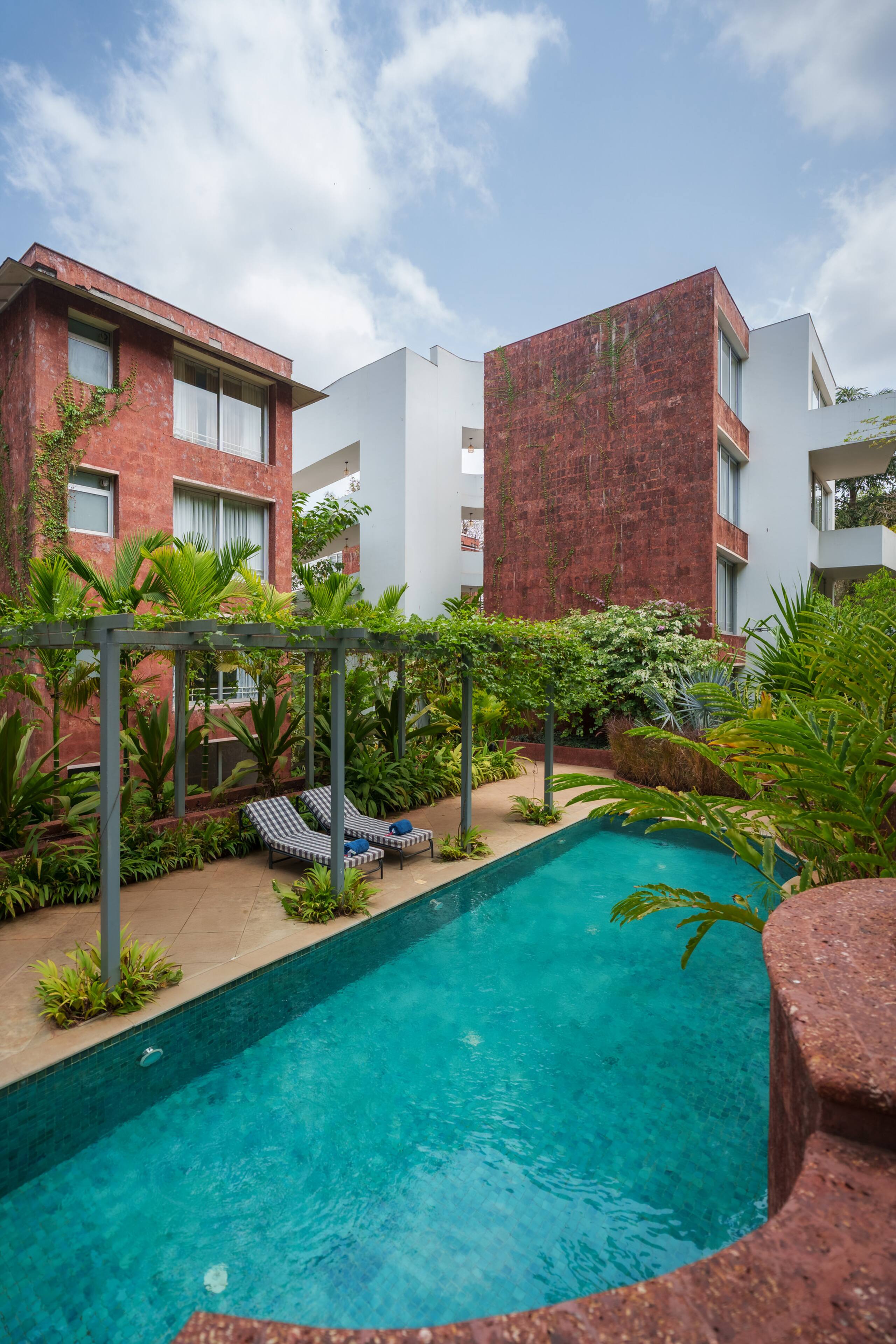 ElRosario Elegant Stay Pool Balcony Housekeeping 26