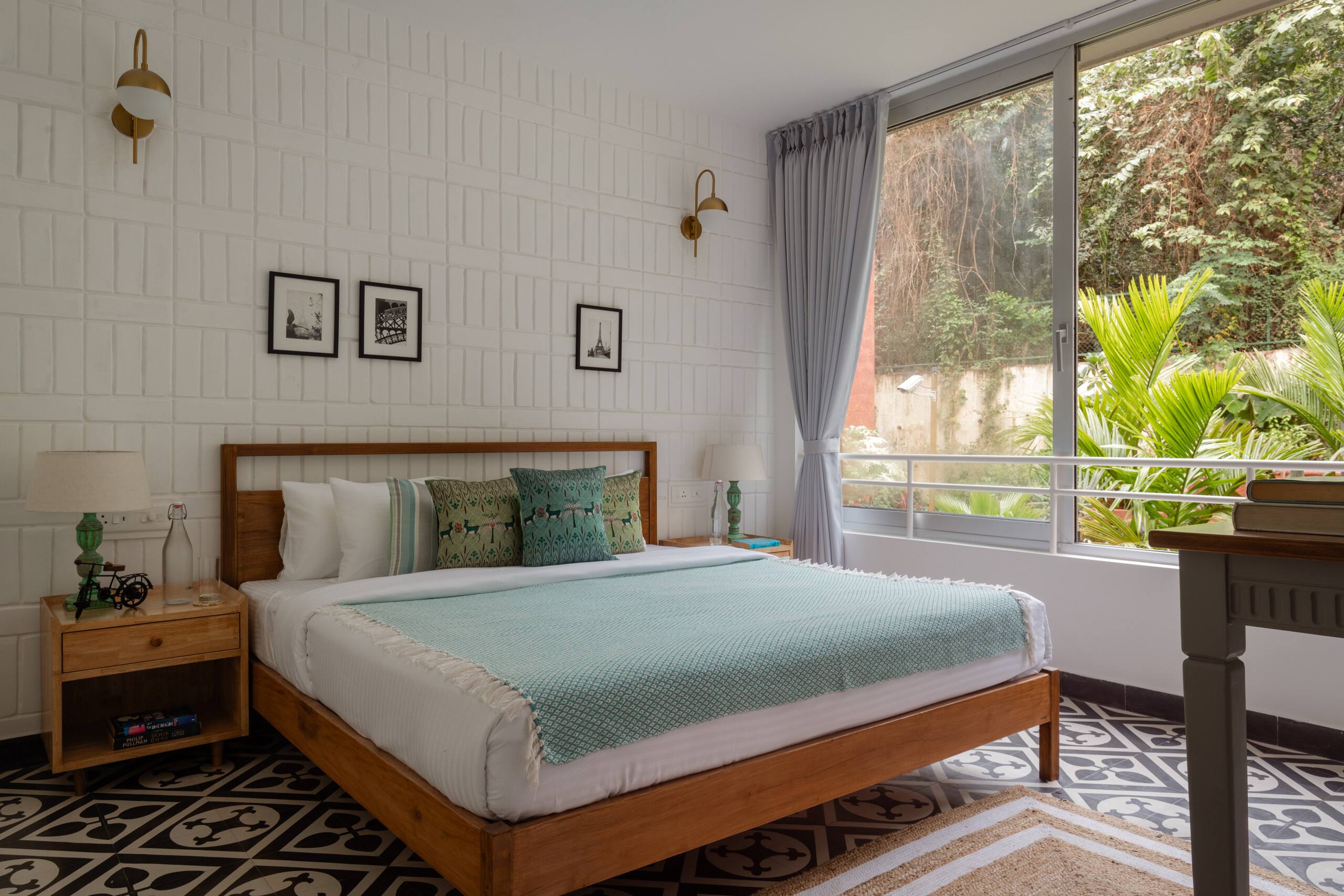 ElRosario Elegant Stay Pool Balcony Housekeeping — photo 3