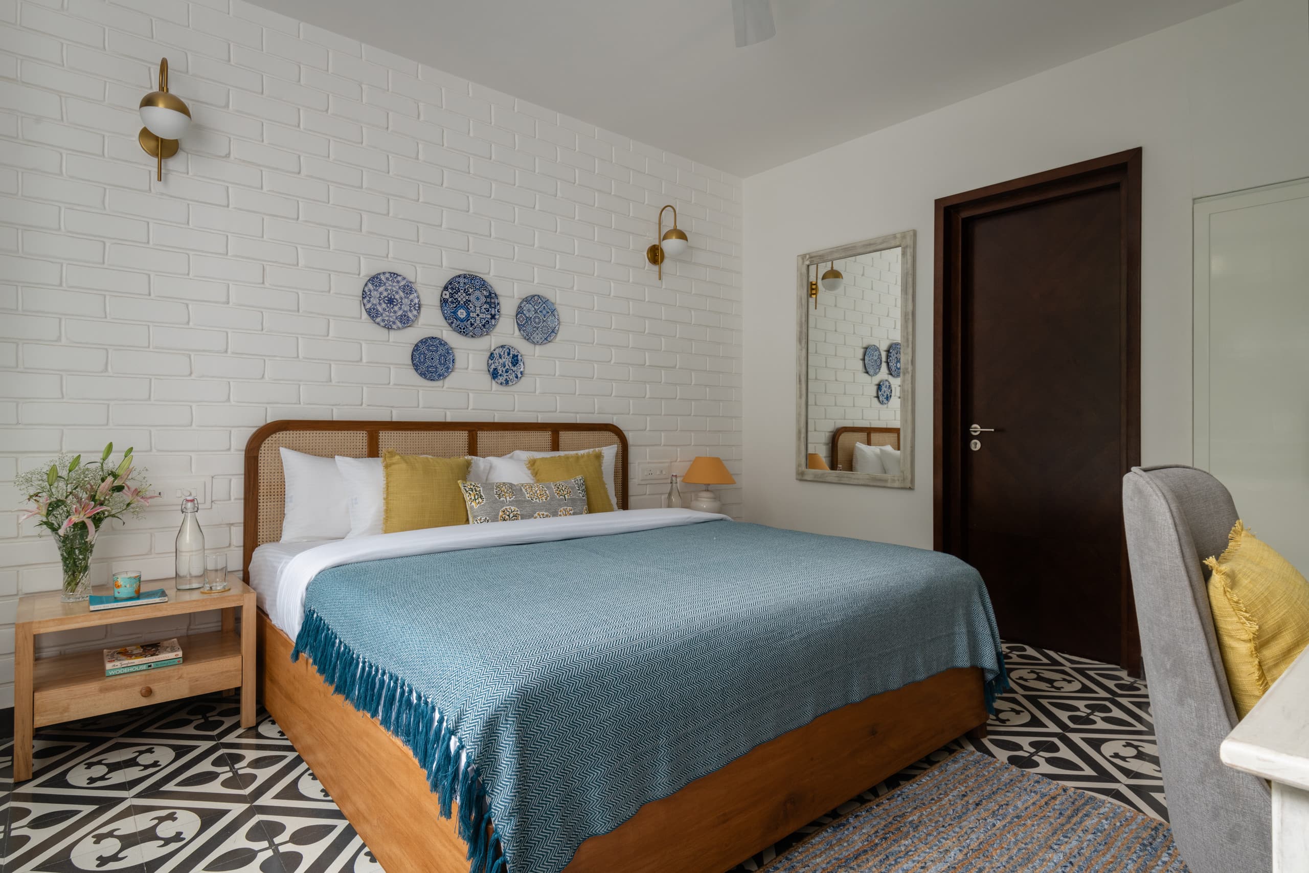 ElRosario Elegant Stay Pool Balcony Housekeeping 14
