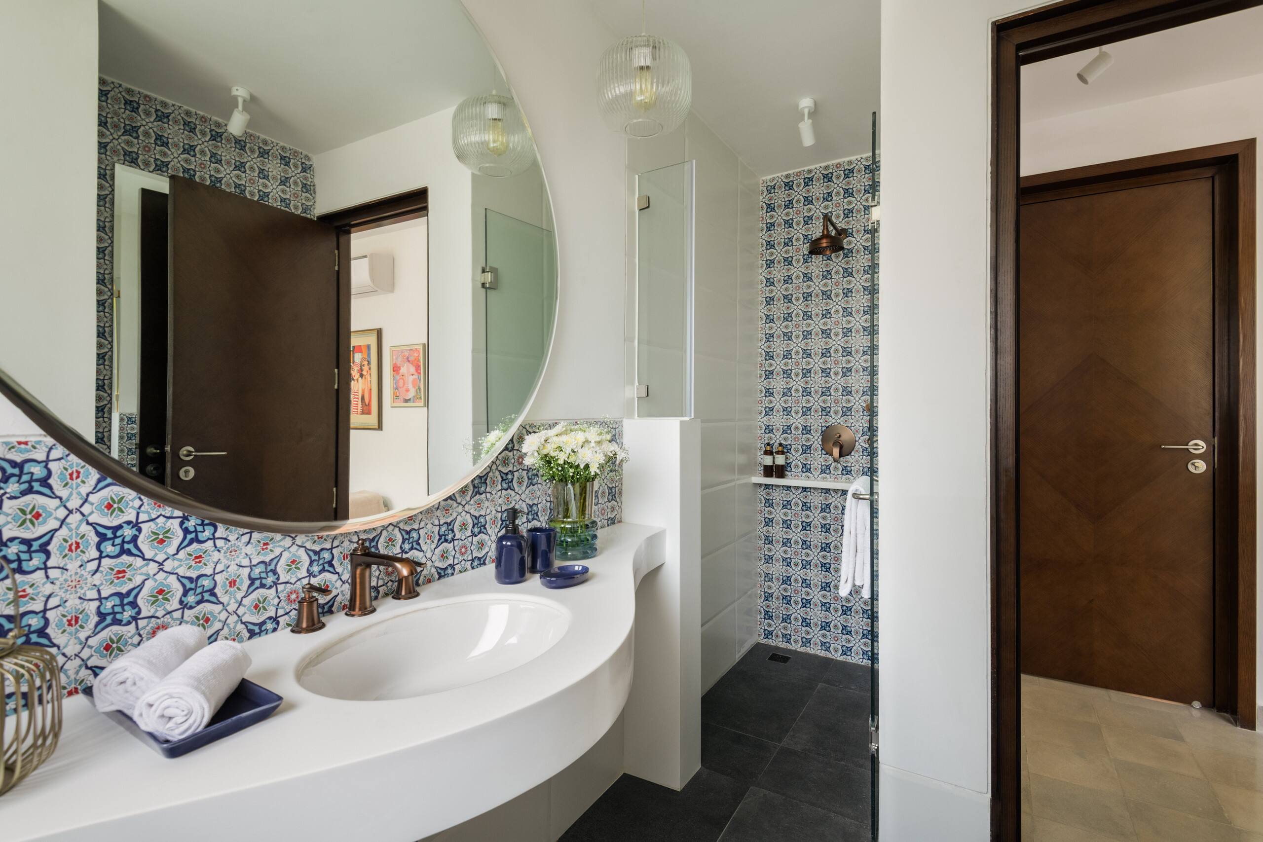 ElRosario Elegant Stay Pool Balcony Housekeeping 7