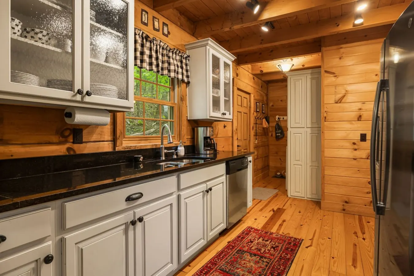 Blue Ridge Cabin Near Golf Course & Ski Resort 9