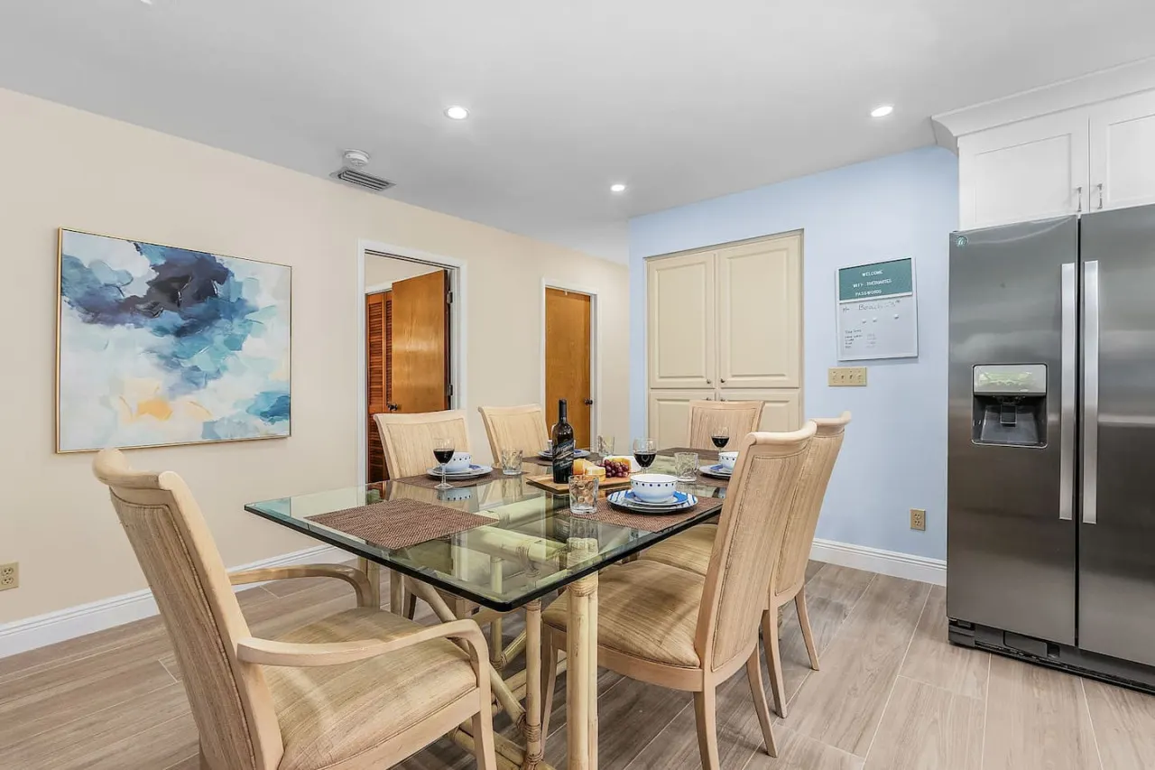 Tropical vacation home close to Vanderbilt Beach 11
