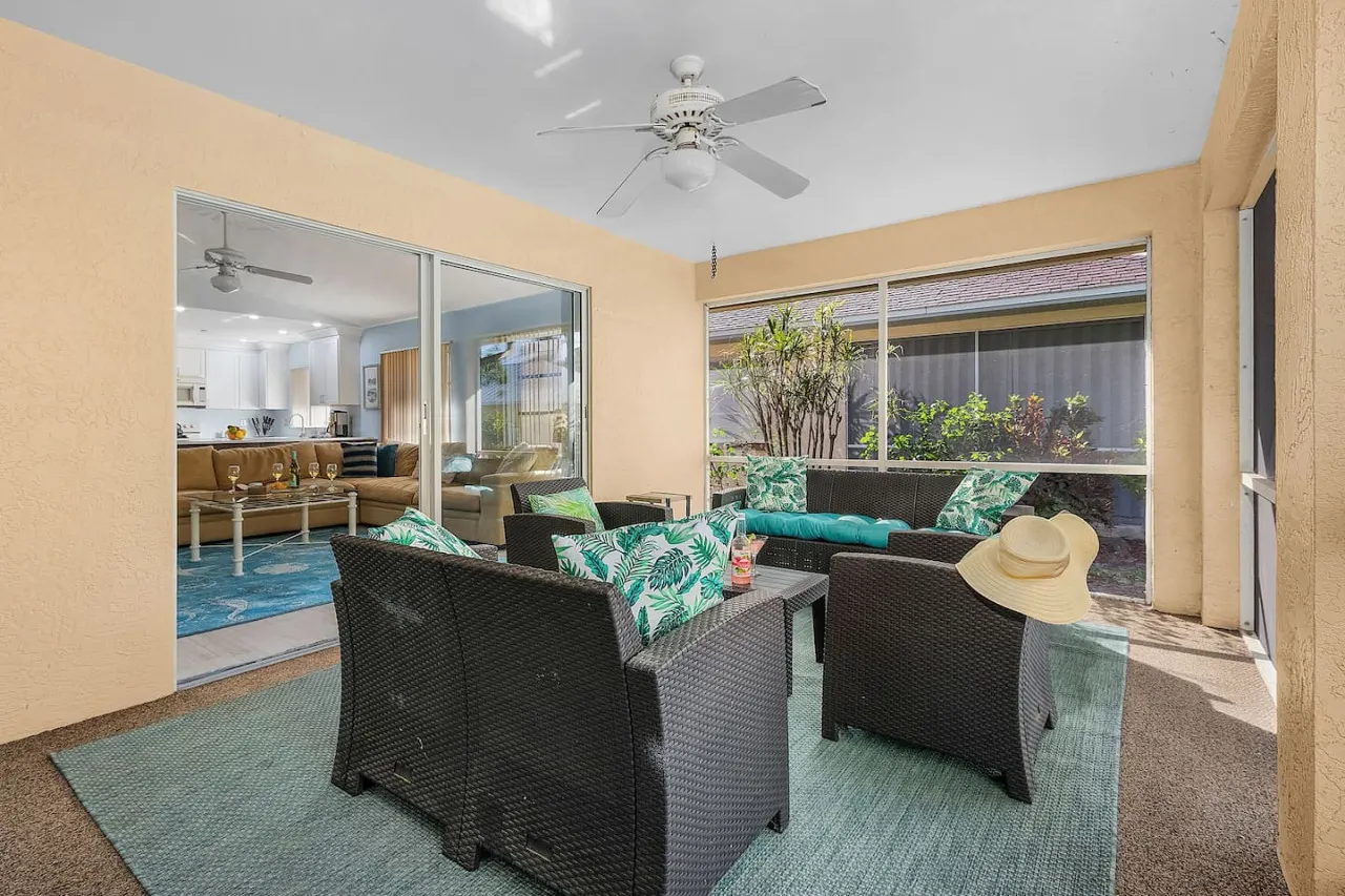 Tropical vacation home close to Vanderbilt Beach 20